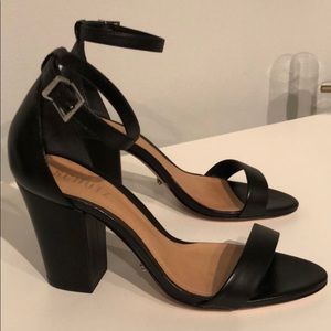 Schultz black heels